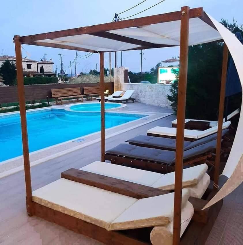Sinodinos Deluxe Apartments أفيتوس المظهر الخارجي الصورة