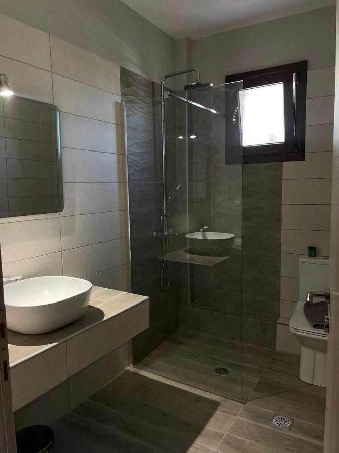Sinodinos Deluxe Apartments أفيتوس المظهر الخارجي الصورة