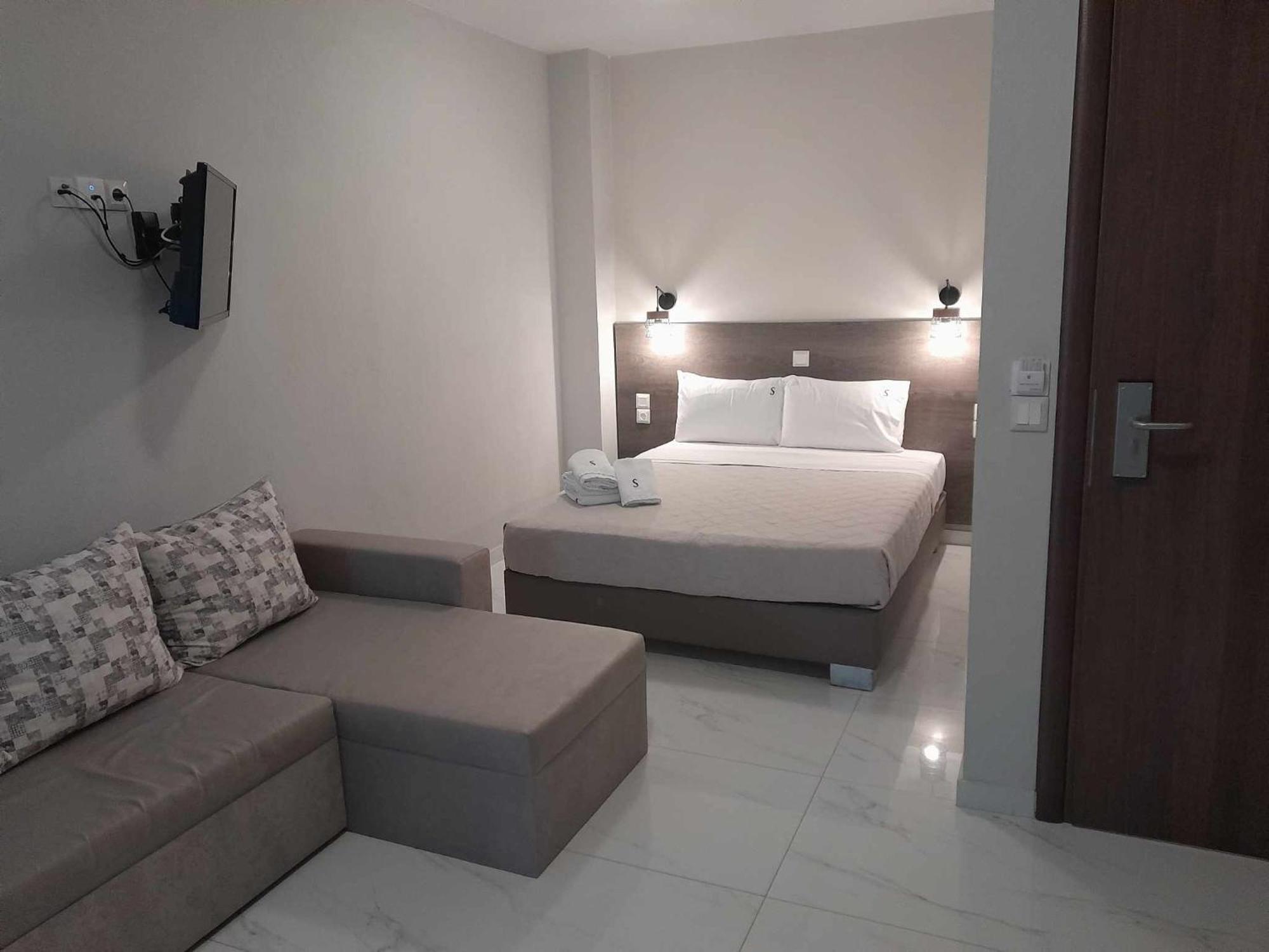 Sinodinos Deluxe Apartments أفيتوس المظهر الخارجي الصورة