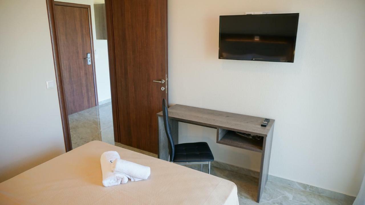 Sinodinos Deluxe Apartments أفيتوس المظهر الخارجي الصورة